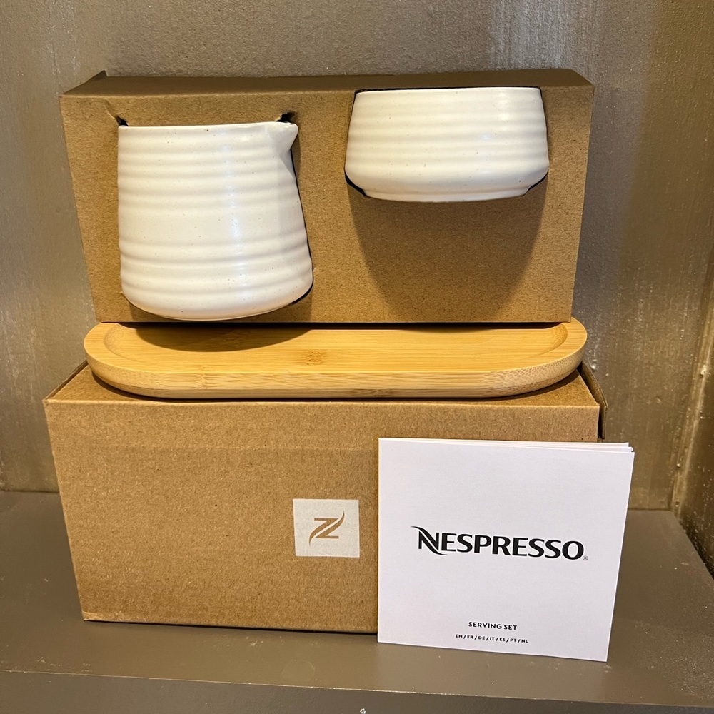 Nespresso milk and sugar serving set